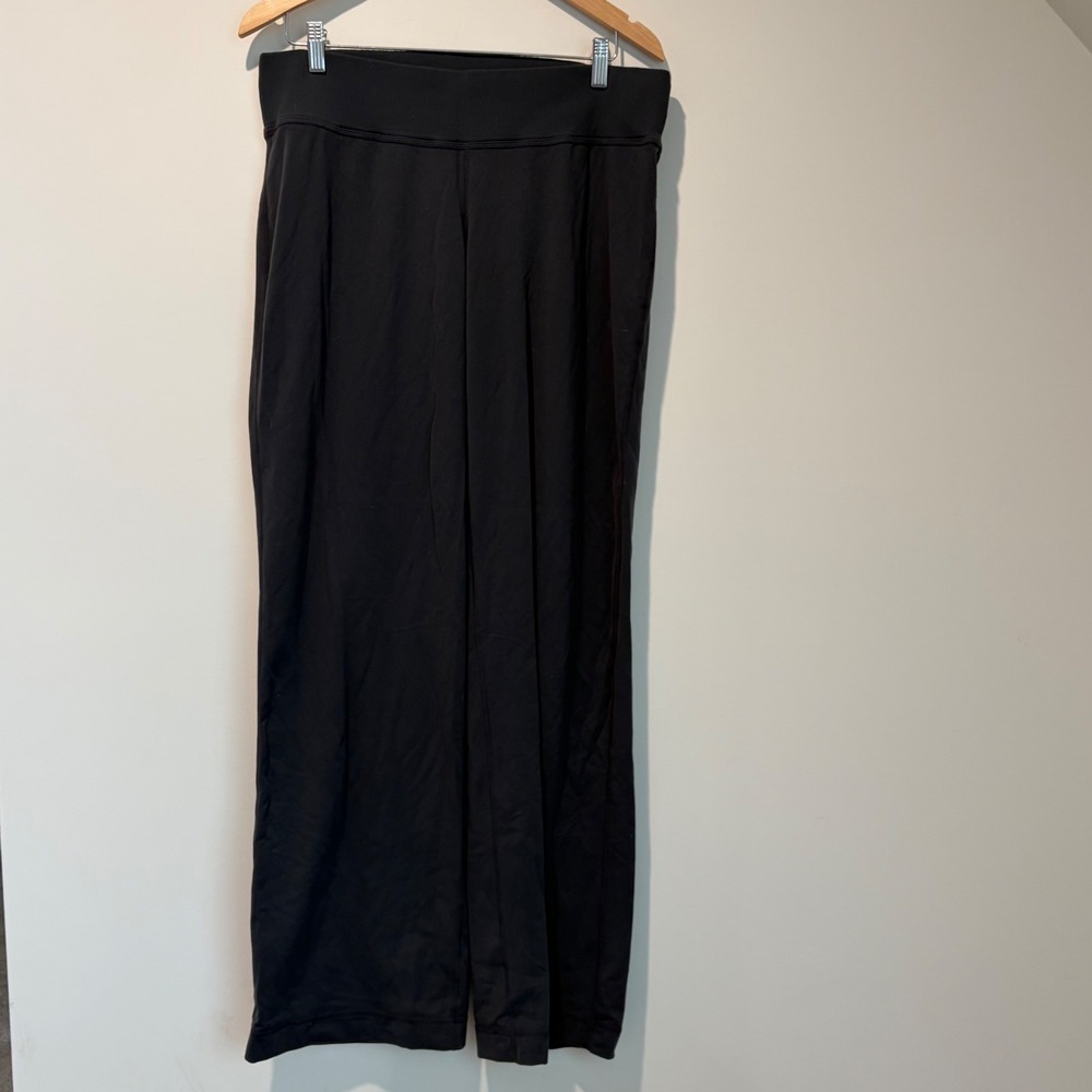Lululemon Athletica Black Wide Leg Yoga Pants High Waist Size 12